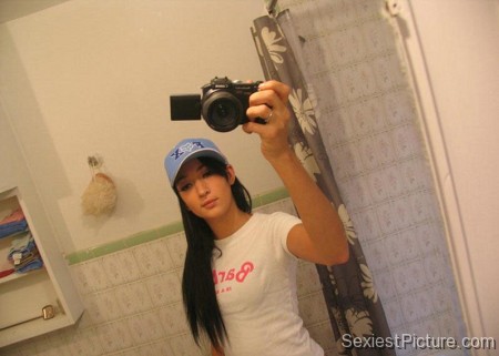 sexiest girl ever mirror shot