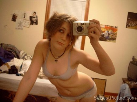 sexiest girl ever mirror shot