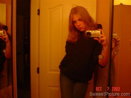 sexiest girl ever mirror shot